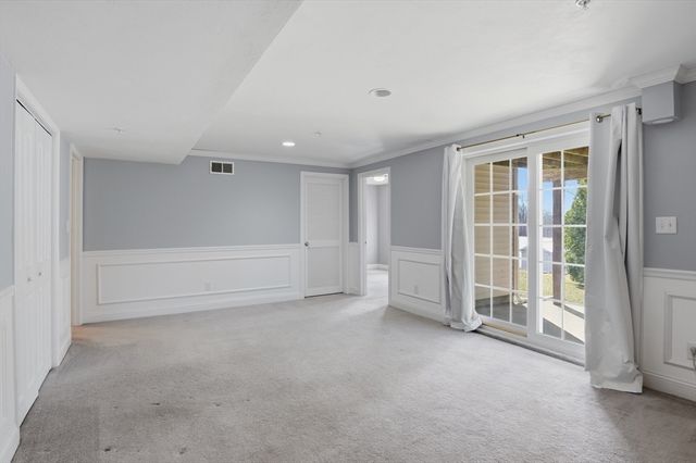 32 Edmonds Circle 32, Northbridge, MA 01588