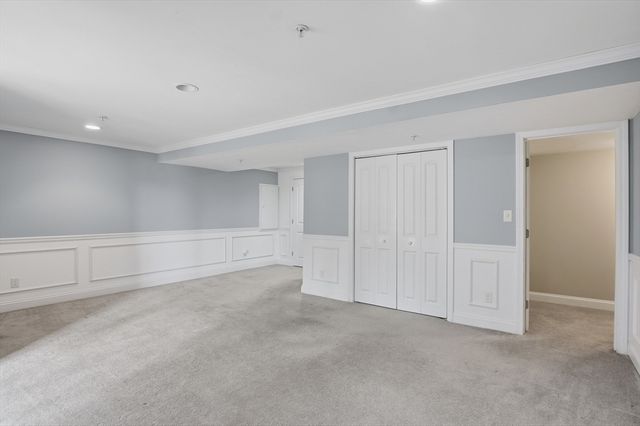 32 Edmonds Circle 32, Northbridge, MA 01588