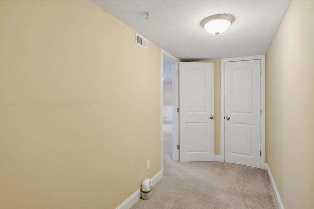 32 Edmonds Circle 32, Northbridge, MA 01588