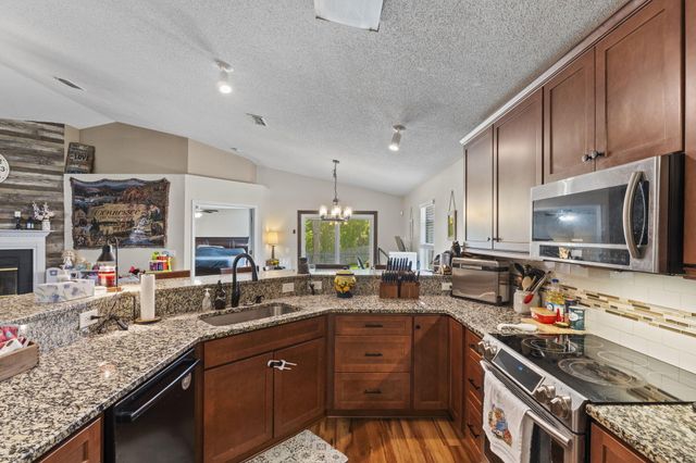 1968 Reserve Boulevard, Gulf Breeze, FL 32563