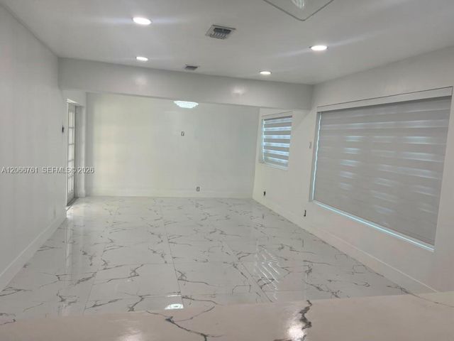 6841 Atlanta Street, Hollywood, FL 33024
