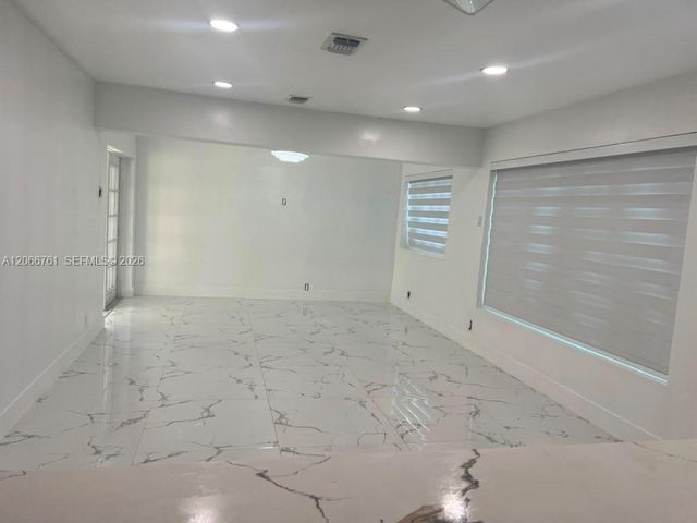 6841 Atlanta Street, Hollywood, FL 33024