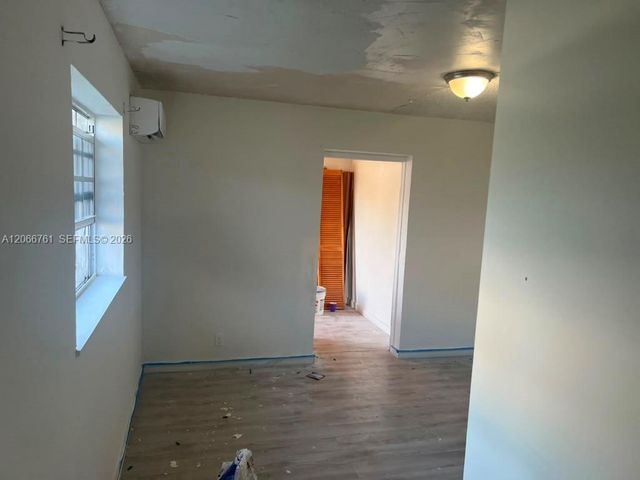 6841 Atlanta Street, Hollywood, FL 33024