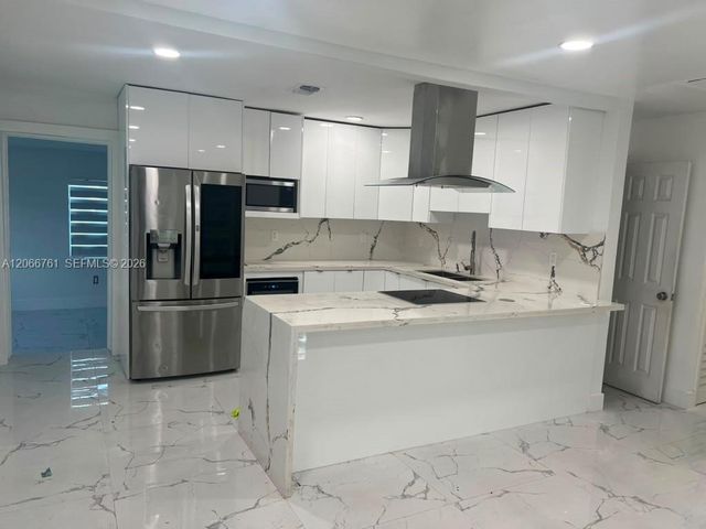 6841 Atlanta Street, Hollywood, FL 33024