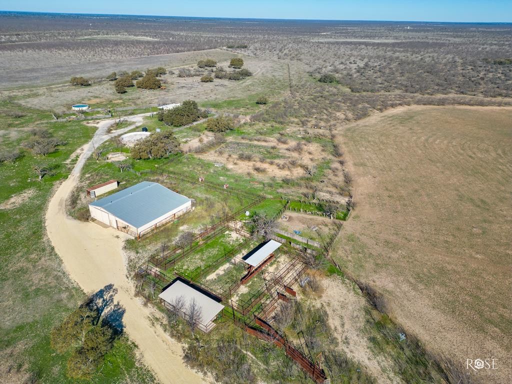 Image 1 of property listing at 6199 Ranch Rd 864, Sonora, TX 76950
