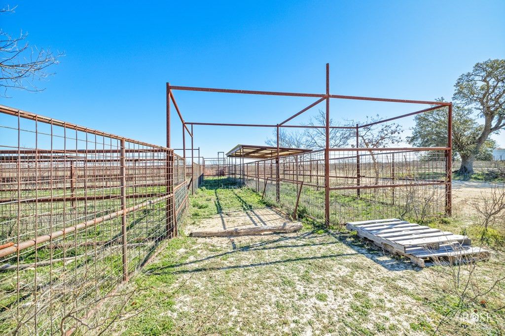 Image 27 of property listing at 6199 Ranch Rd 864, Sonora, TX 76950