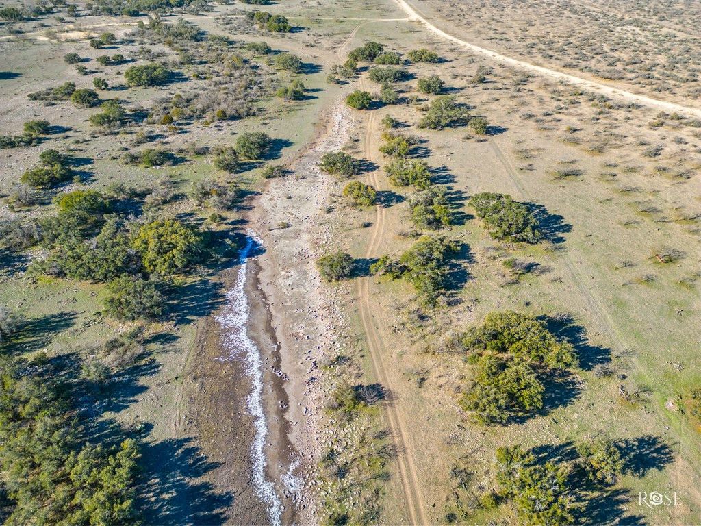 Image 5 of property listing at 6199 Ranch Rd 864, Sonora, TX 76950