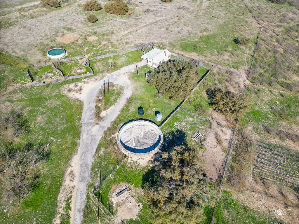 Image 9 of property listing at 6199 Ranch Rd 864, Sonora, TX 76950