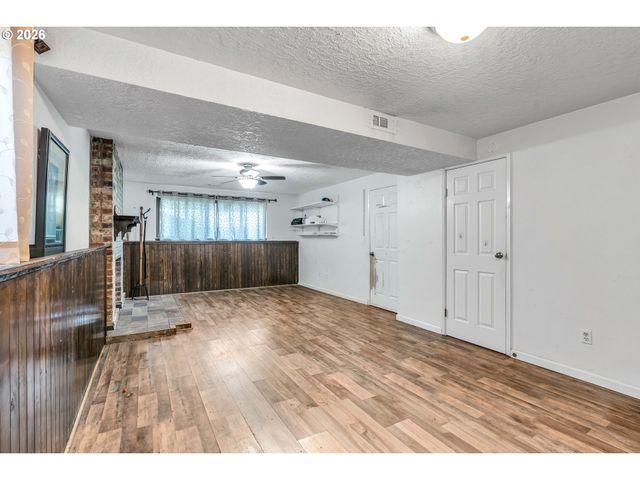 75 Se 205TH Pl, Gresham, OR 97030