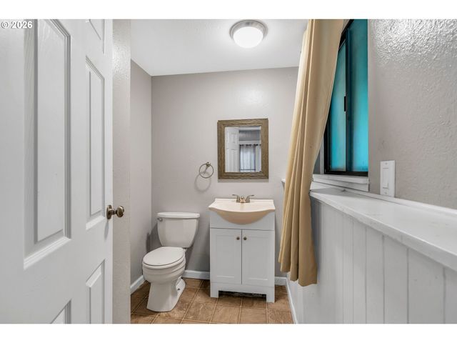75 Se 205TH Pl, Gresham, OR 97030