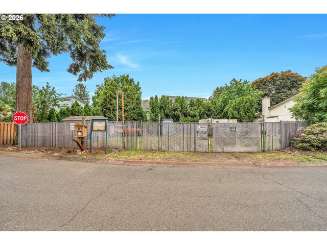 75 Se 205TH Pl, Gresham, OR 97030