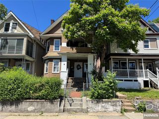 296 Woodside Avenue, Newark, NJ 07104