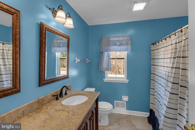 101 WINDMERE CT, Bordentown, NJ 08620