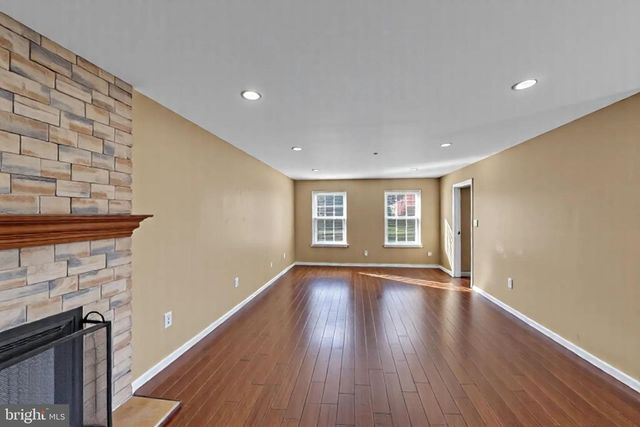 101 WINDMERE CT, Bordentown, NJ 08620