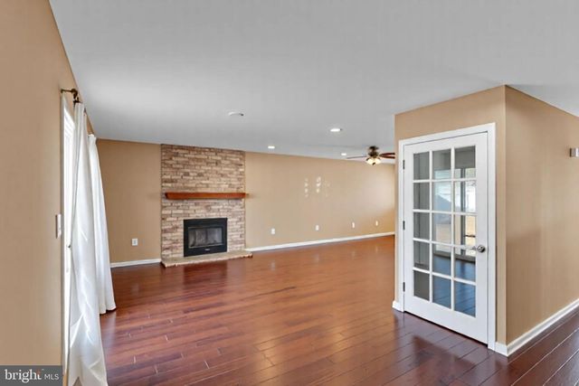 101 WINDMERE CT, Bordentown, NJ 08620