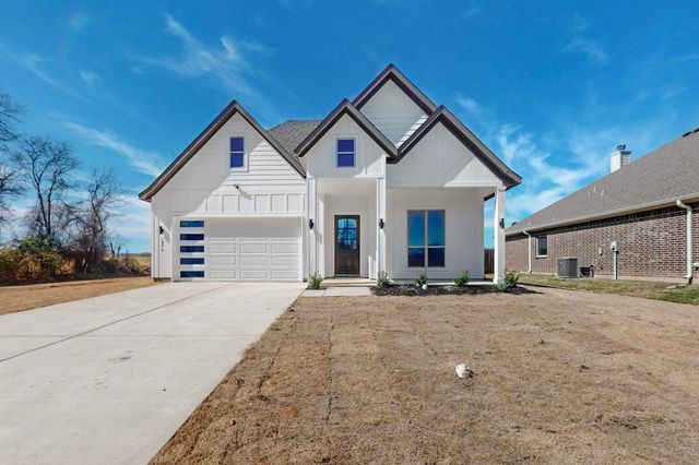 1896 Meadowview, Canton, TX 75103