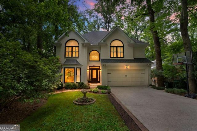 411 Chelsea Circle NE, Atlanta, GA 30307