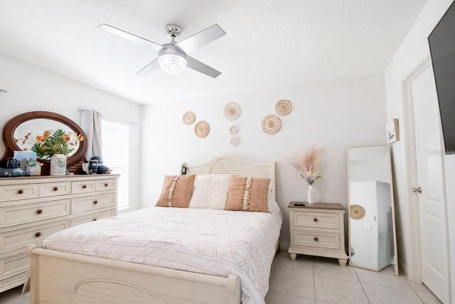 3124 LAKES CREST AVENUE, St Cloud, FL 34772