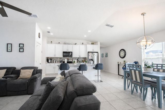 3124 LAKES CREST AVENUE, St Cloud, FL 34772