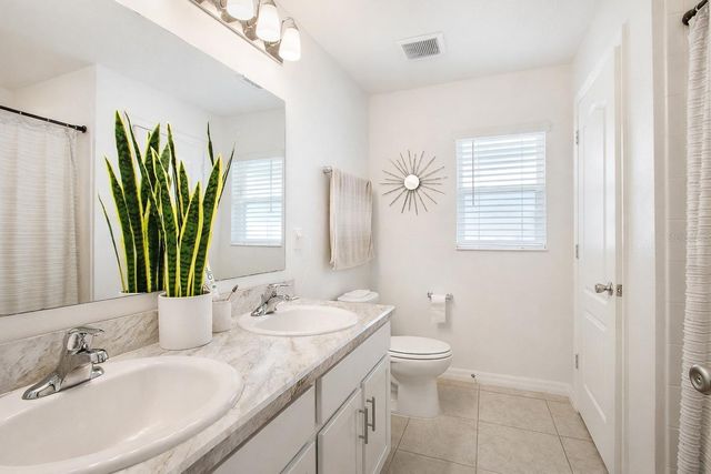 3124 LAKES CREST AVENUE, St Cloud, FL 34772