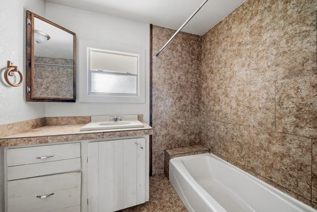 1903 S Runnels St, Big Spring, TX 79720