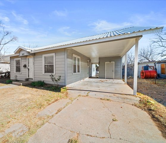 1903 S Runnels St, Big Spring, TX 79720