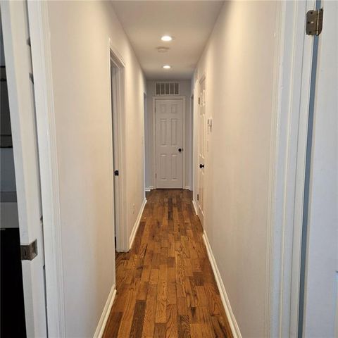 1248 Oakcrest SW Drive, Atlanta, GA 30311