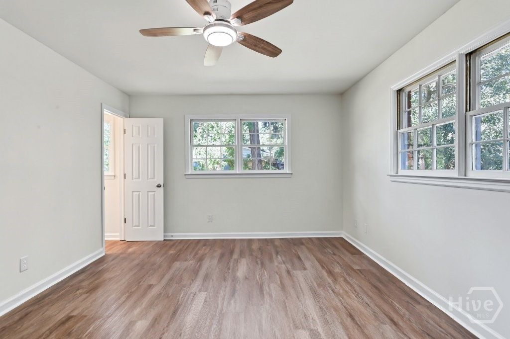 Image 19 of property listing at 607 Glenbrook Road, Savannah, GA 31419