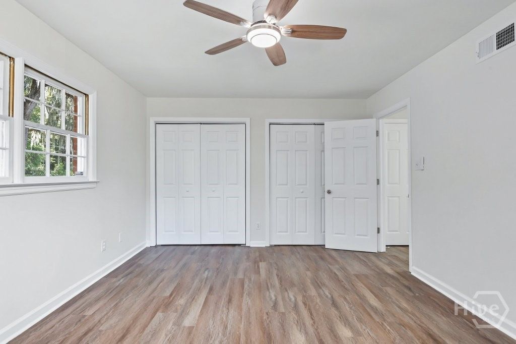Image 21 of property listing at 607 Glenbrook Road, Savannah, GA 31419