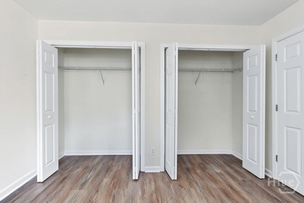 Image 22 of property listing at 607 Glenbrook Road, Savannah, GA 31419