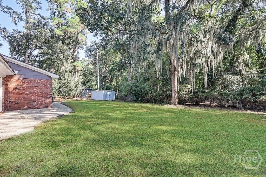 Image 37 of property listing at 607 Glenbrook Road, Savannah, GA 31419