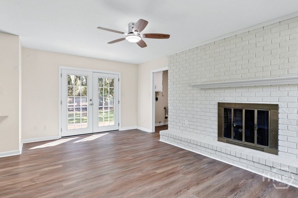 Image 9 of property listing at 607 Glenbrook Road, Savannah, GA 31419