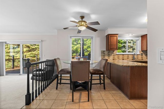 100 Dalton Drive, Rochester Hills, MI 48307