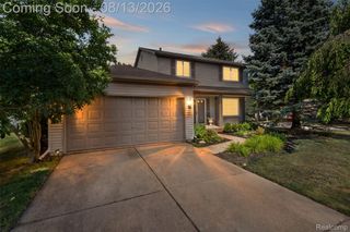 100 Dalton Drive, Rochester Hills, MI 48307
