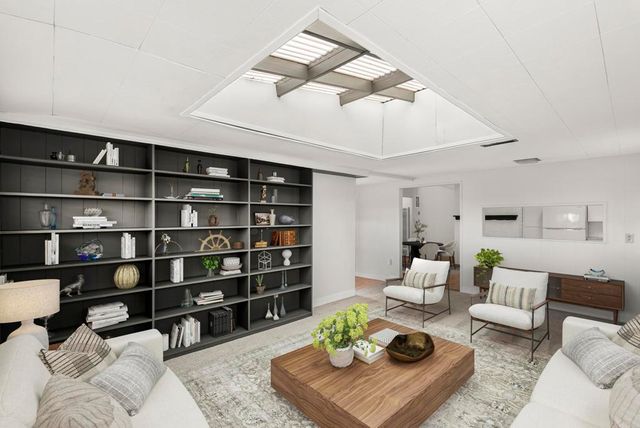 52 E L Street, Chula Vista, CA 91911