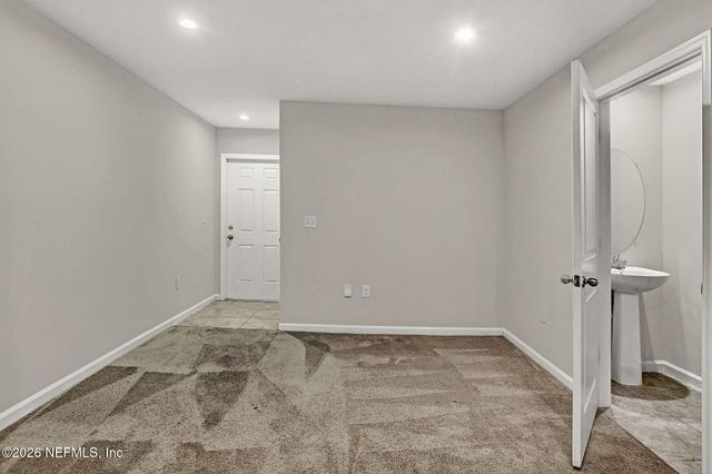 5958 CREEKSIDE CROSSING Drive, Jacksonville, FL 32210