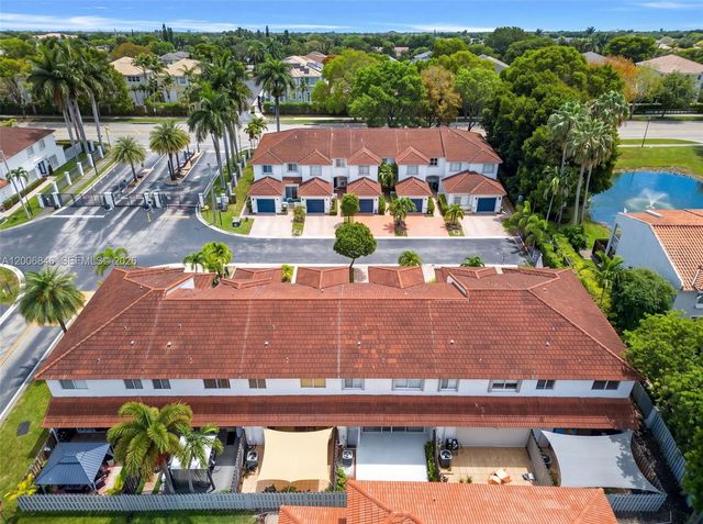 4822 NW 114th Ct, Doral, FL 33178