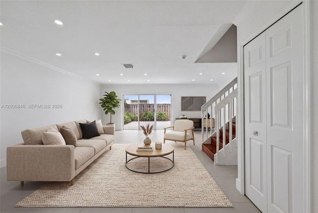 4822 NW 114th Ct, Doral, FL 33178