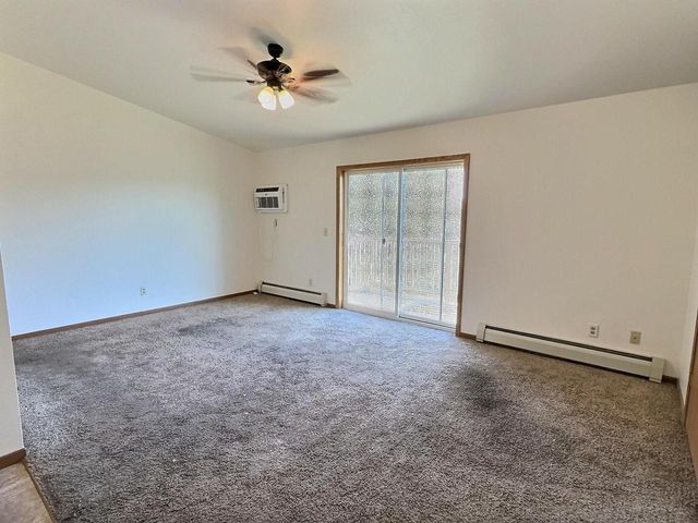 270 WINTERGREEN DRIVE, Omro, WI 54963