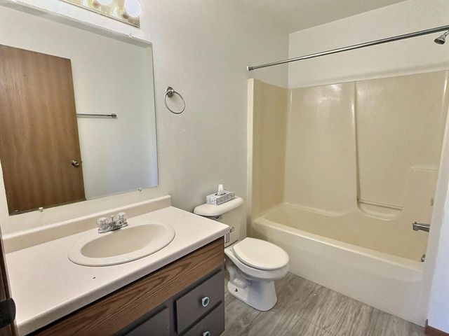 270 WINTERGREEN DRIVE, Omro, WI 54963