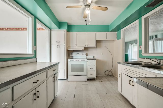 5126 Thornleigh Drive, Indianapolis, IN 46226