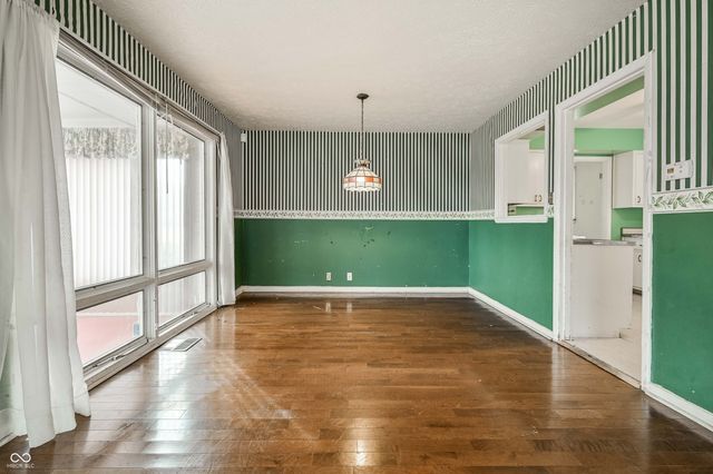 5126 Thornleigh Drive, Indianapolis, IN 46226