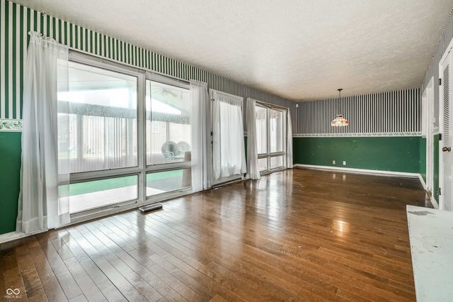 5126 Thornleigh Drive, Indianapolis, IN 46226