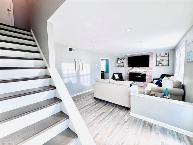 3856 Windsor Gate RD, Virginia Beach, VA 23454