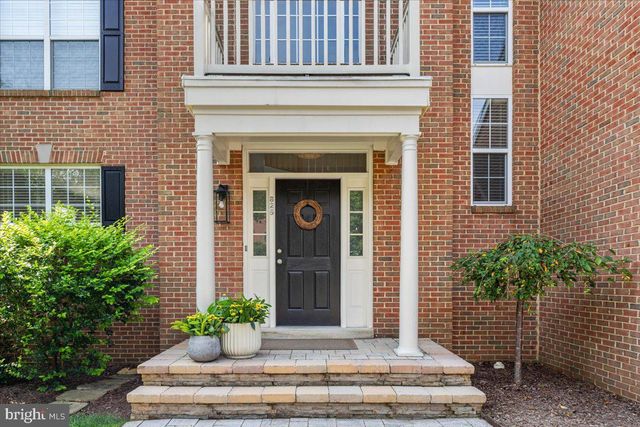 825 SANTMYER DR SE, Leesburg, VA 20175