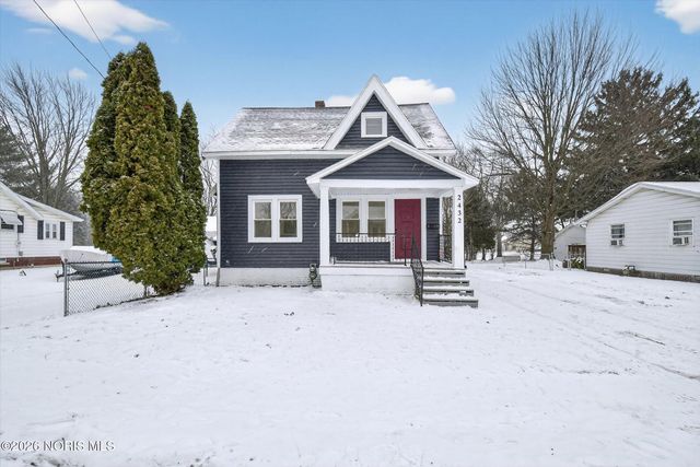 2432 Rochester Place, Northwood, OH 43619