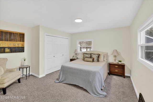 2432 Rochester Place, Northwood, OH 43619