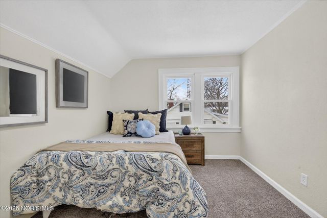 2432 Rochester Place, Northwood, OH 43619