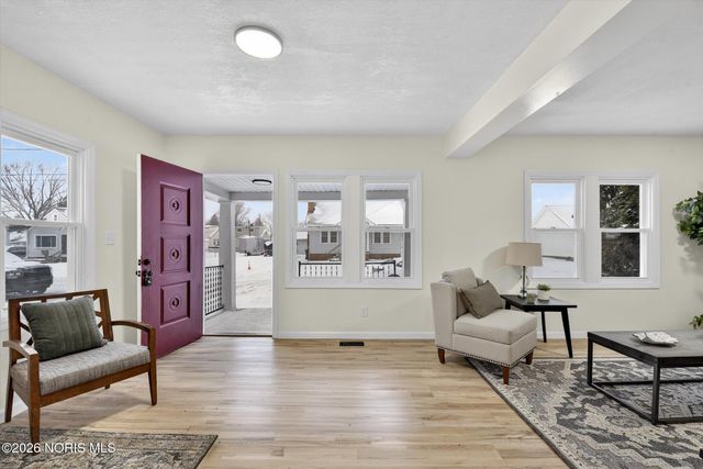 2432 Rochester Place, Northwood, OH 43619