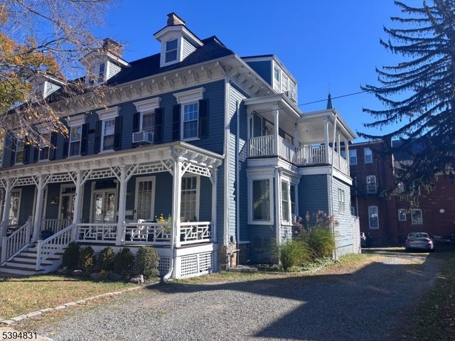 4 Perry St, Morristown Town, NJ 07960